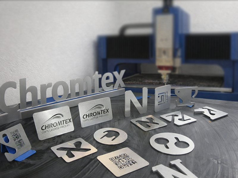 Gravação a laser em metal — placas de identificação em aço inox em Olinda